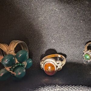 Elegant Silver and Green Stone Ring